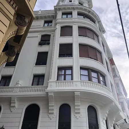 Apartamento En El Mismo Corazon Del Casco Viejo Bilbao Exterior photo